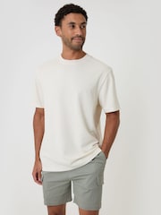 Threadbare Green Shorter Length Elasticated Waist Stretch Cargo Shorts - Image 4 of 4