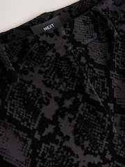 Crno - Ponte Flocked Bootcut Trousers - Slika 7 od 8