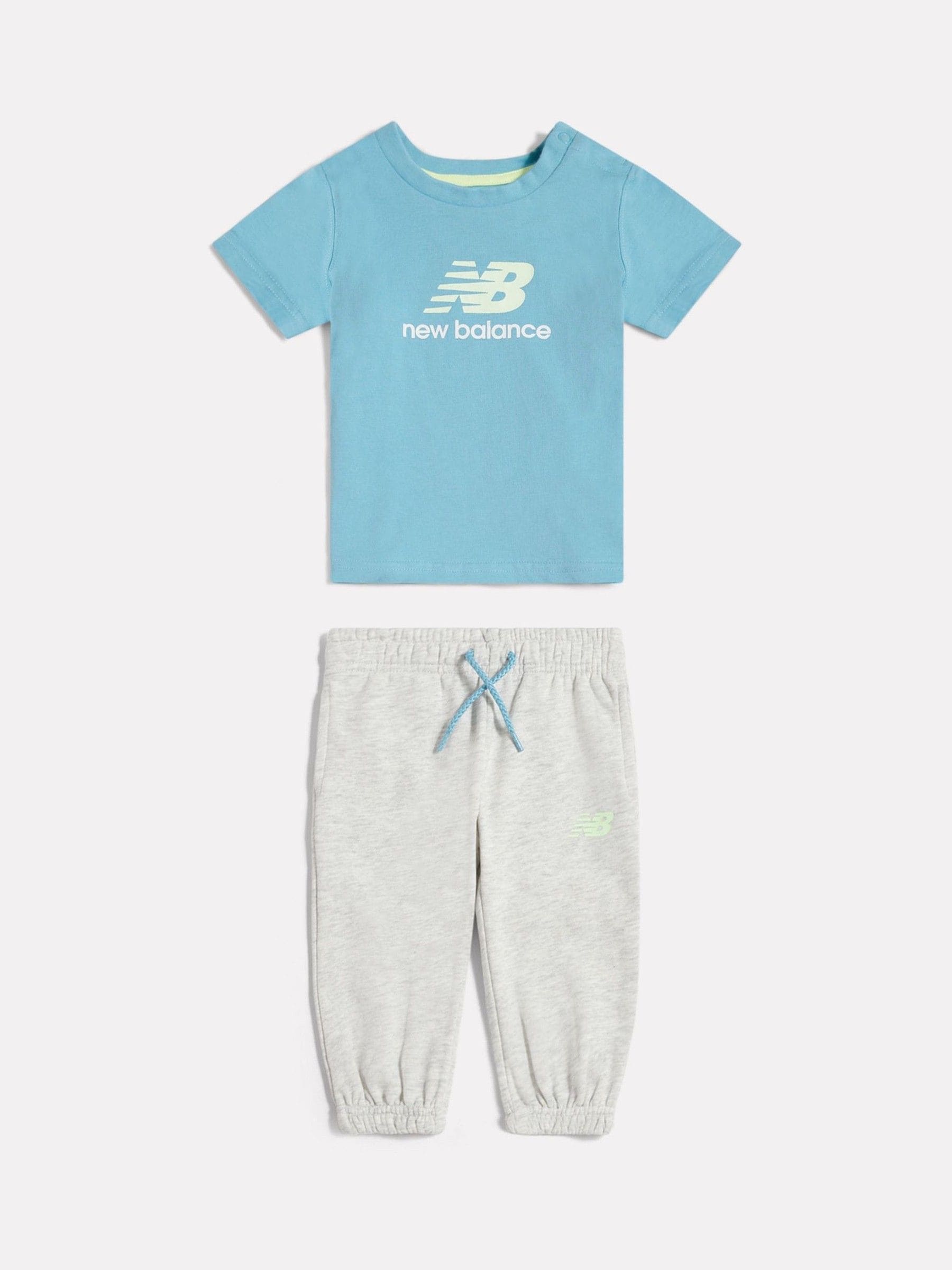 Next：日本 New Balance カラーブロック Tシャツ & ジョガーズ セット 