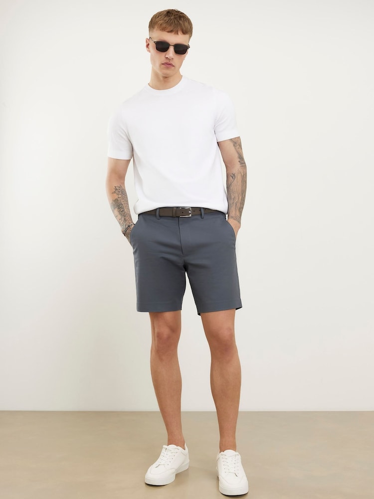River Island Grey Slim Fit Belted Chino Shorts - Image 2 of 4