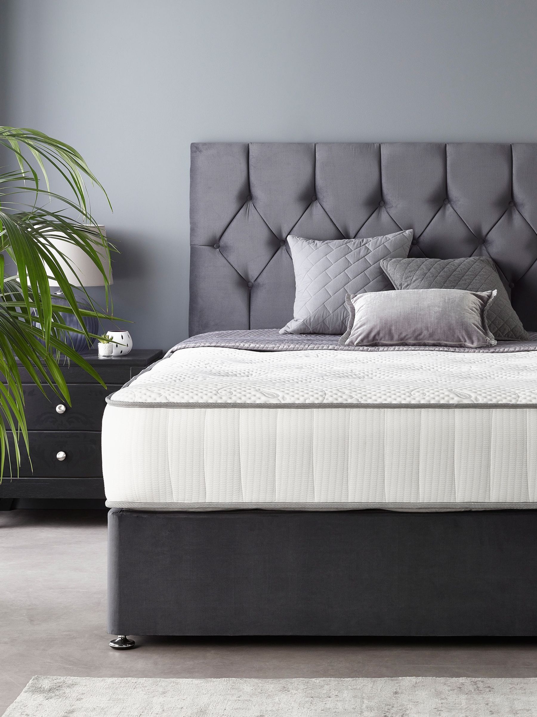 Rackhams Natural Cashmere 2000 Pocket Mattress - Small Double - Image 3