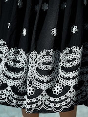 Yumi Black Embroidered Midi Skirt - Image 4 of 5