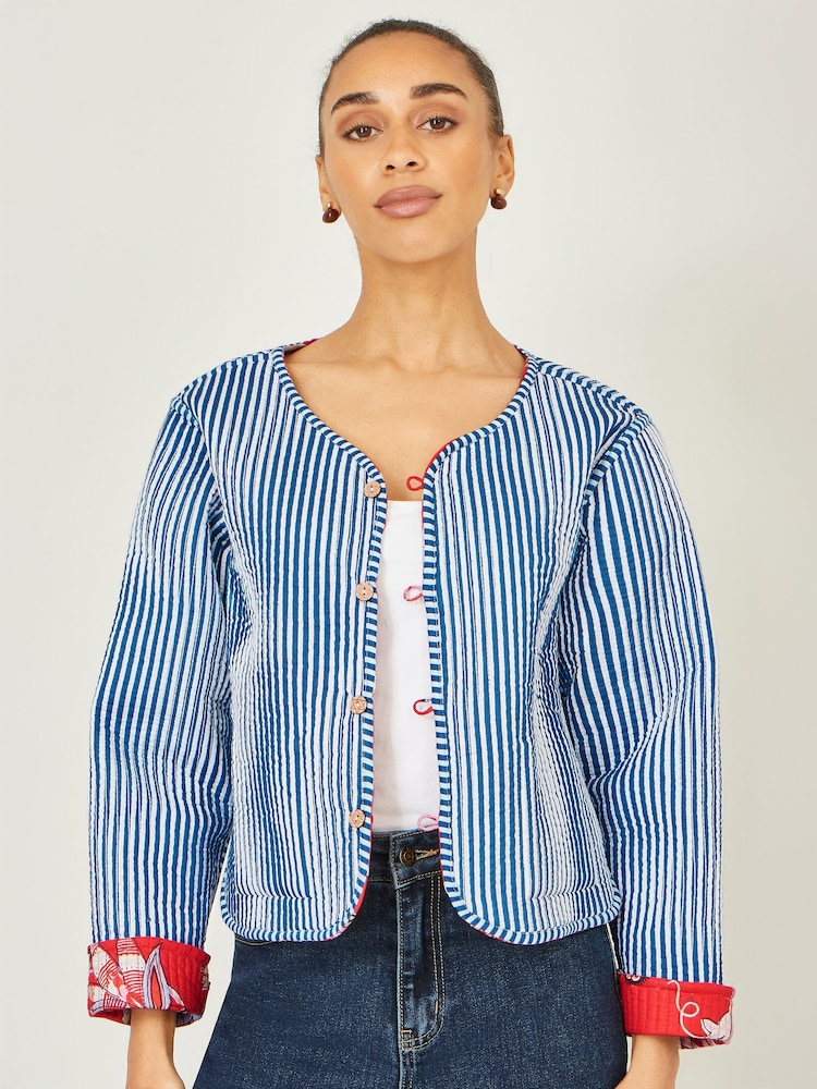 Yumi Red Boho Print Cotton Reversible Quilted Jacket - Image 4 of 4 Yumi Red Boho Print Cotton Reversible Quilted Jacket - Image 4 of 4