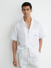 Reiss White Cubana Cotton-Linen Slogan-Print Shirt - Image 3 of 9