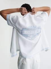 Reiss White Cubana Cotton-Linen Slogan-Print Shirt - Image 5 of 9