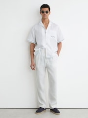 Reiss White Cubana Cotton-Linen Slogan-Print Shirt - Image 6 of 9