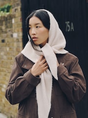 Oatmeal Large Ribbed Triangle Scarf - Image 4 of 8