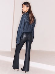 Lipsy Faux Leather High Waisted Glam Flare Jeans - صورة 4 من 5