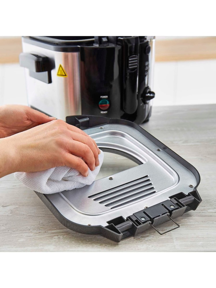 Tower Black 2L Deep Fat Fryer - Image 12 of 12 Tower Black 2L Deep Fat Fryer - Image 12 of 12