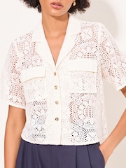 Chemise Lipsy à manches courtes et poches utilitaires en crochet - Image 2 de 5