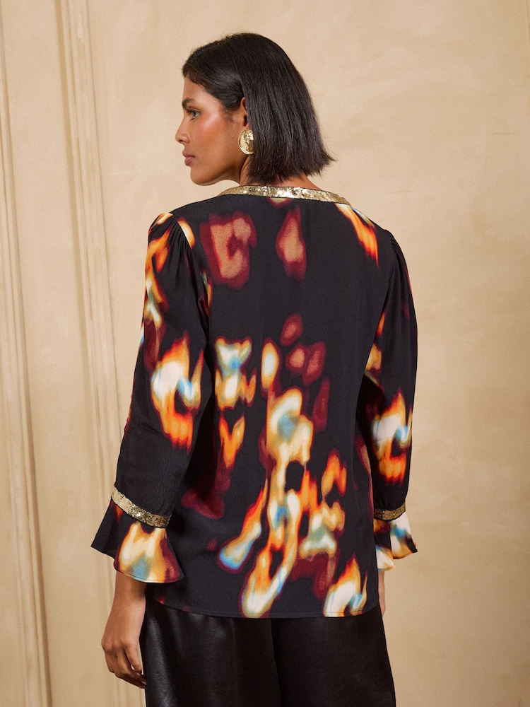 Love & Roses Black Abstract Print Sequin Trim 3/4 Flute Sleeve Blouse - Image 5 of 5