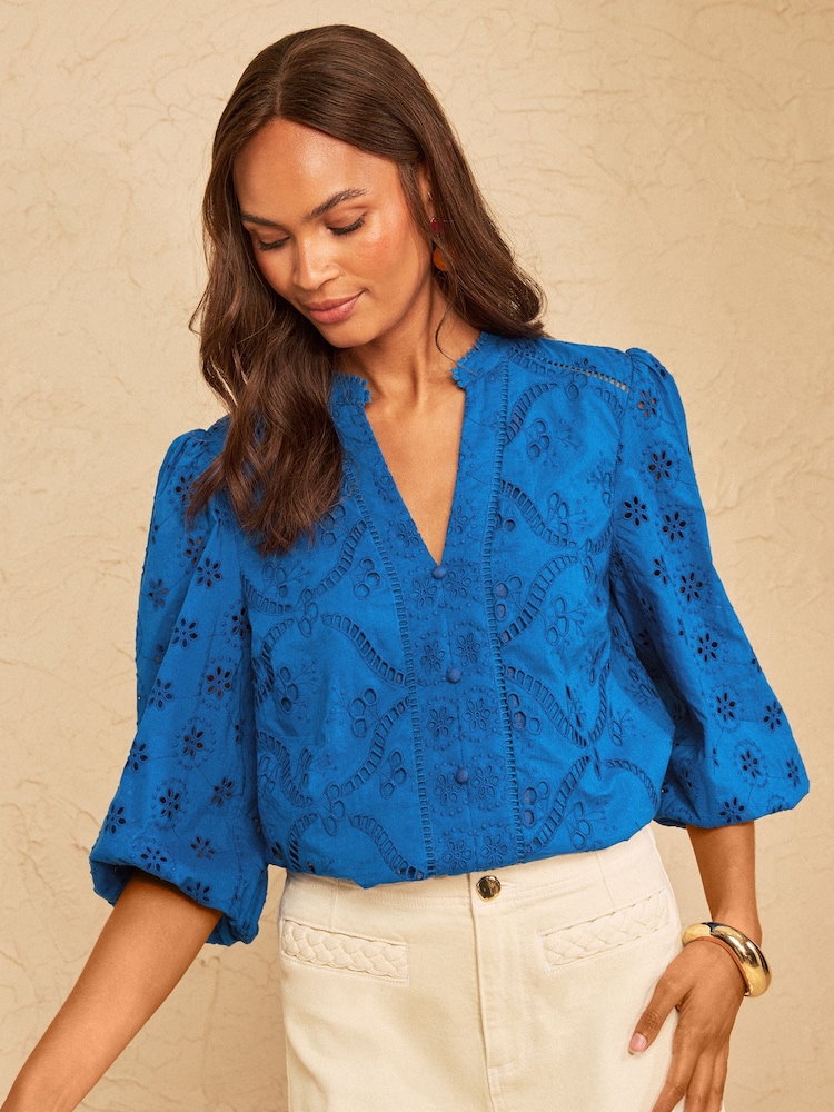 Azul cobalto - Blusa con muesca en el cuello con bordado de Love & Roses - Imagen 1 de 4