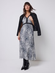 Scamp & Dude Grey Puff Sleeve Tea Dress - Image 2 of 5