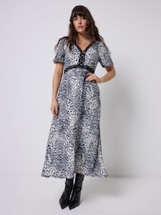 Scamp & Dude Grey Puff Sleeve Tea Dress - Image 5 of 5