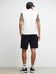 River Island Black Regular Fit Cargo Shorts - Image 3 of 4
