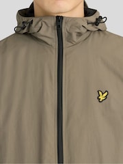 Chaqueta con capucha y cremallera de contraste Lyle & Scott - Imagen 3 de 6