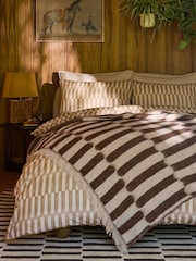 Poodle & Blonde Glaze Brushed Throw - صورة 2 من 7