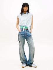 Albastru - Cămașă fără mâneci cu nod în față Tommy Jeans Relaxed Fit - Imaginea 2 din 5