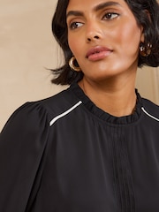 Love & Roses Black Bow Cuff Detail 3/4 Sleeve Blouse - Image 3 of 5