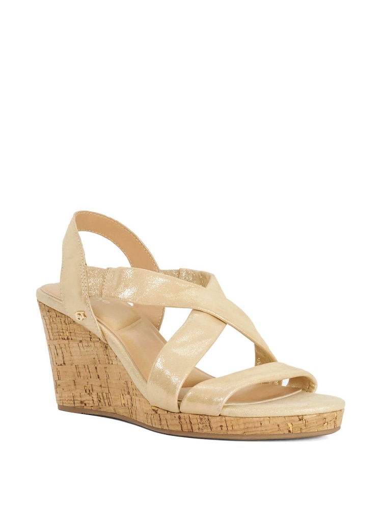 מטאלי - Dune London סנדלי פלטפורמה עם רצועות צולבות, דגם Kamies - תמונה 2 מתוך 6 מטאלי - Dune London סנדלי פלטפורמה עם רצועות צולבות, דגם Kamies - תמונה 2 מתוך 6