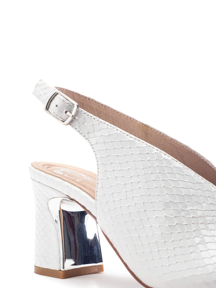 Moda in Pelle White Love High Vamp Sandals With Swoosh Heels - Image 4 of 4