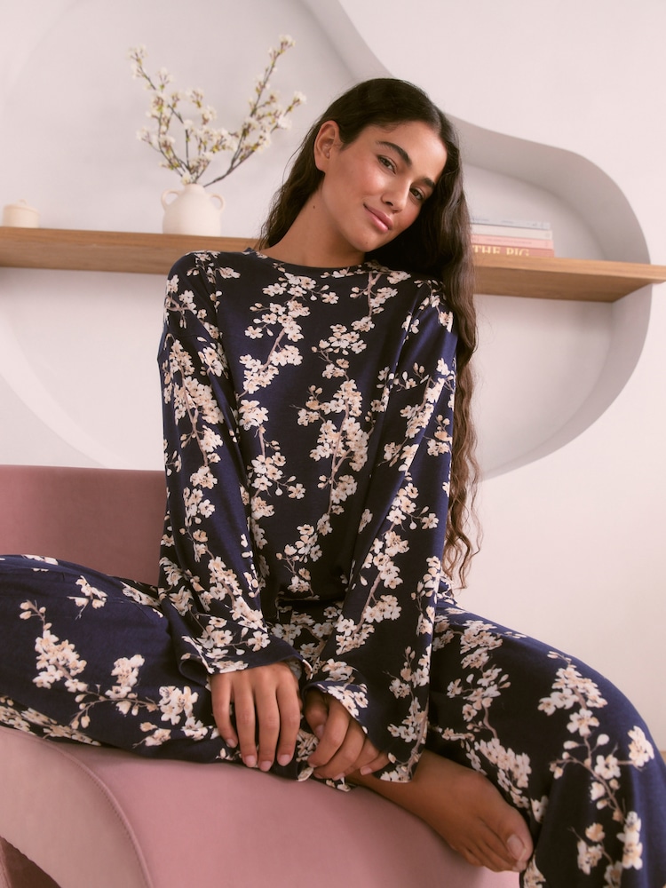 Bath & Body Works Printed Floral Pyjamas Set - Bild 2 von 6 Bath & Body Works Printed Floral Pyjamas Set - Bild 2 von 6