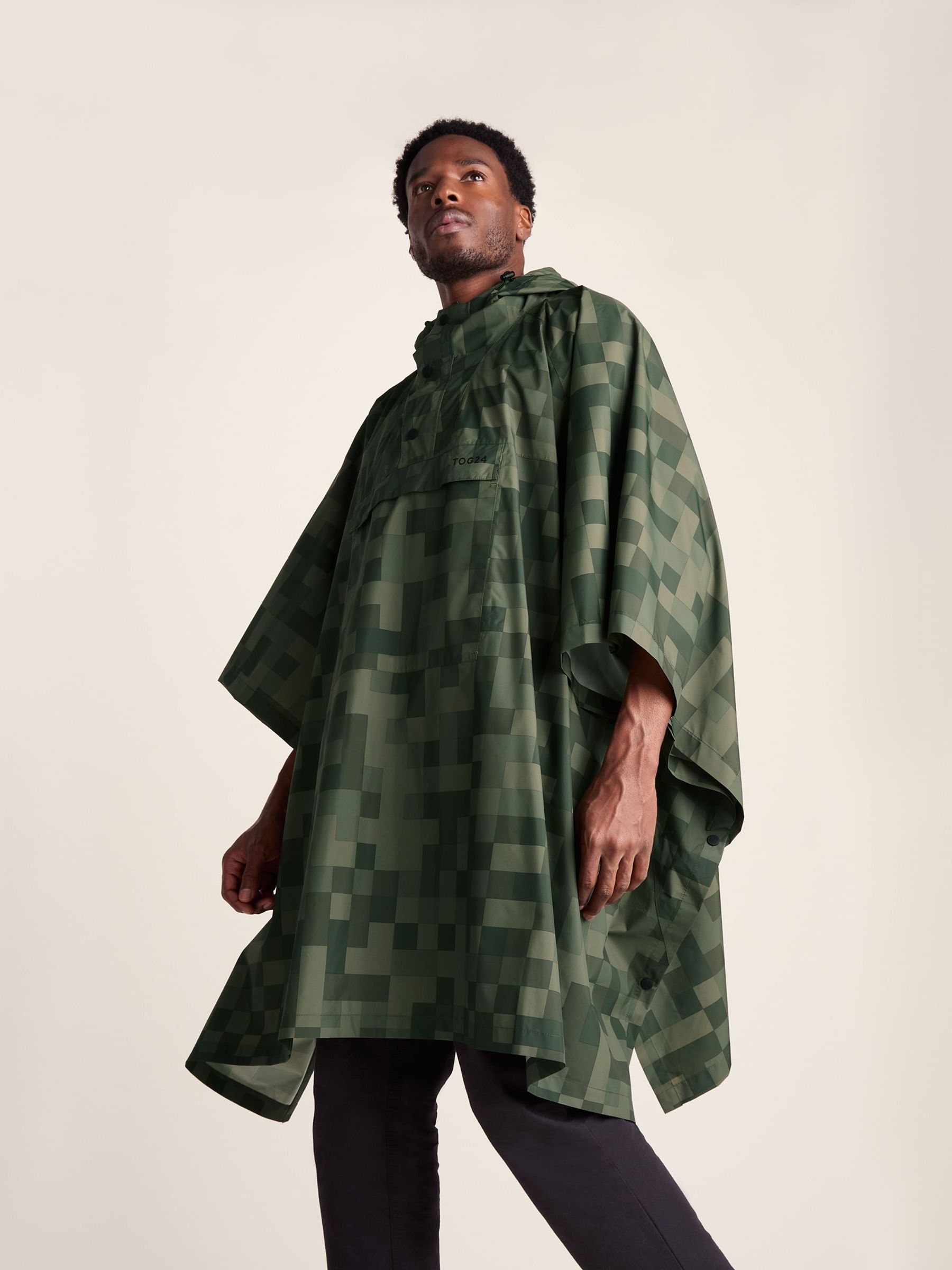 Buy 綠色- Tog 24 Drench 防水斗篷式雨衣from Next Taiwan