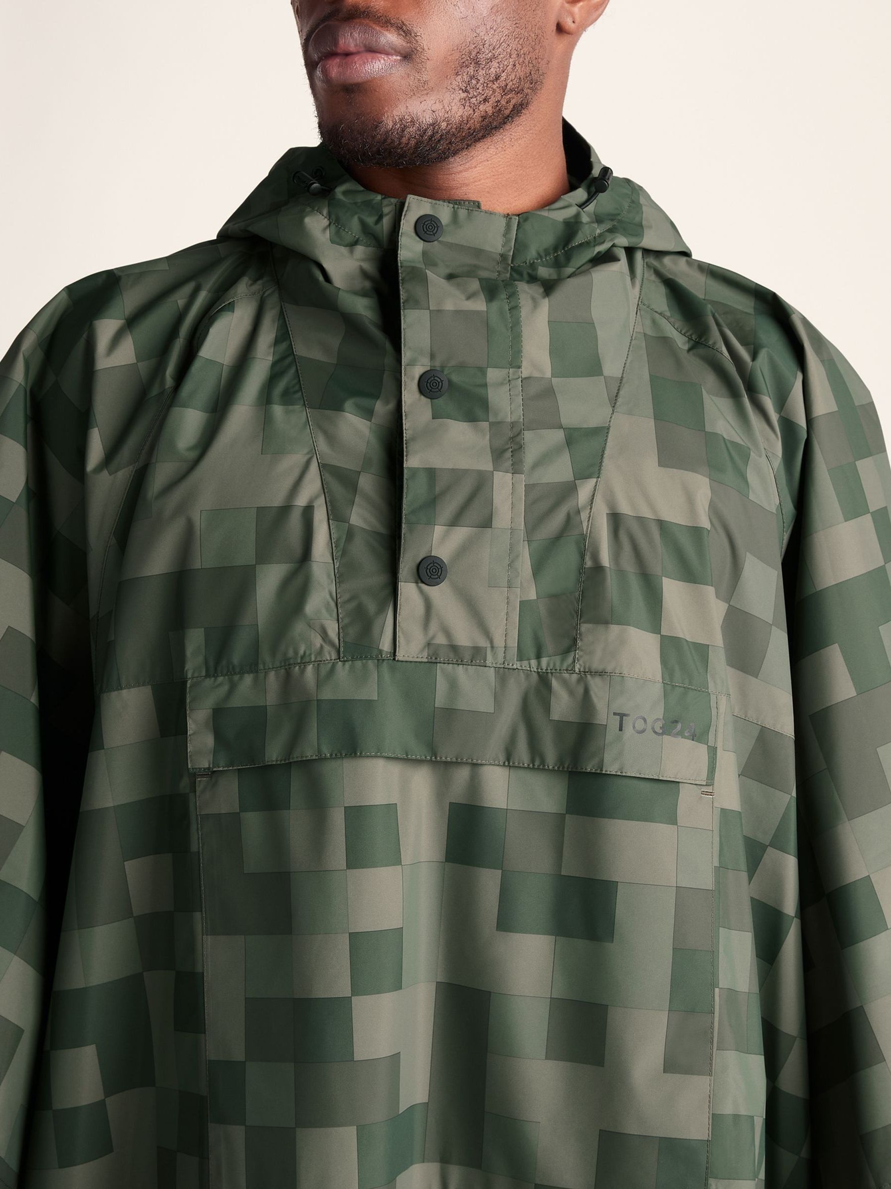 Buy 綠色- Tog 24 Drench 防水斗篷式雨衣from Next Taiwan