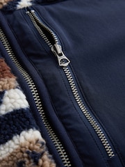 Navy Blue/Brown Geometic Print - Printed Borg Quarter Zip Fleece - Bild 4 von 6