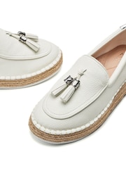 Moda in Pelle White Elga Tassle Trim Espadrilles - Image 4 of 4