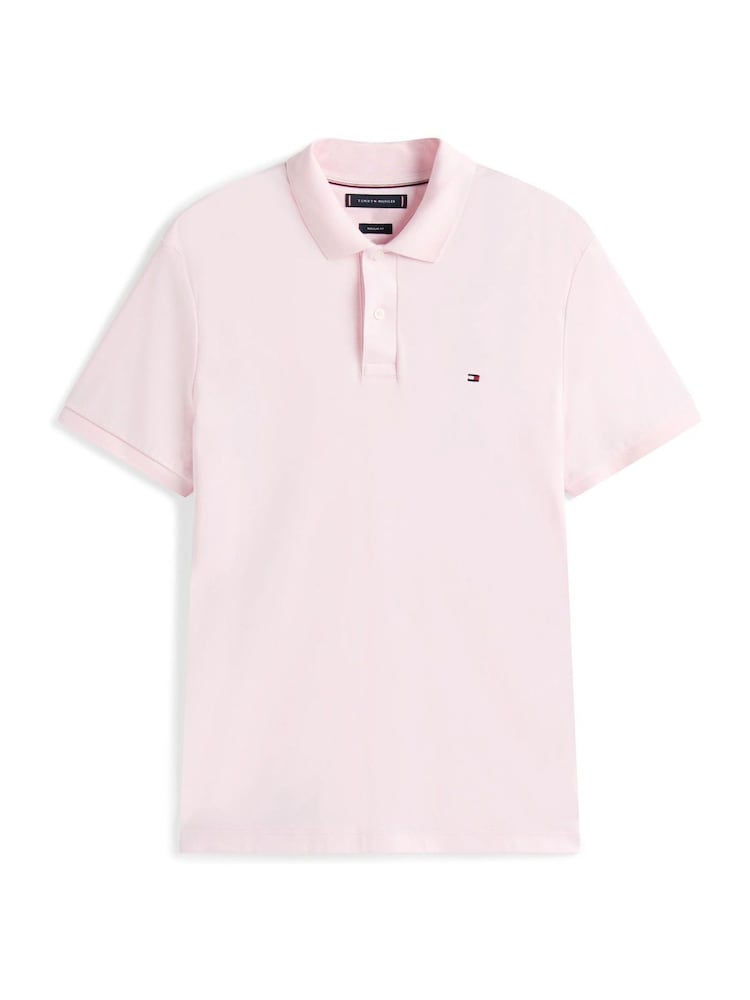 قميص بولو تلبيس قياسي مزيّن بتطريز راية من Tommy Hilfiger - Image 5 of 5