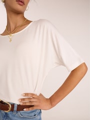 Baukjen Carrie Relaxed Boat Neck T-Shirt - תמונה 3 מתוך 6