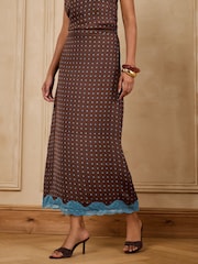 Love & Roses Lace Hem Satin Midi Skirt - תמונה 1 מתוך 4