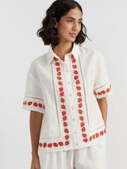 Chinti & Parker Cream Linen-Blend Strawberry Shirt - Image 2 of 4