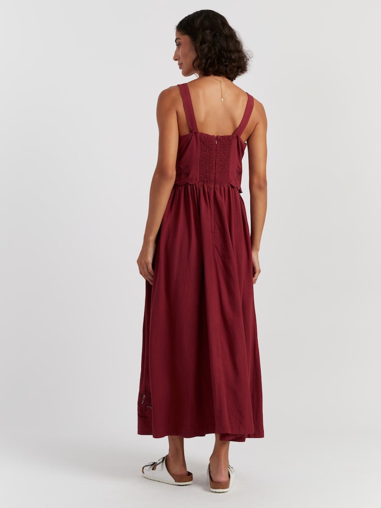 Chinti & Parker Red Sienna Linen Blend Broderie Dress - Image 2 of 5 Chinti & Parker Red Sienna Linen Blend Broderie Dress - Image 2 of 5