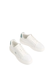 Hvit/Blå - Calvin Klein Avenue skinnsko med logo - Bilde 2 av 4