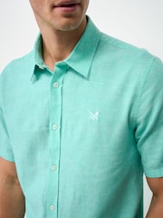 أزرق - قميص من مزيج كتّان بكُم قصير من Crew Clothing - Image 3 of 5