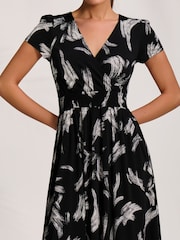 فستان ماكسي متوسط الطول جيرسيه مطبوع بأكمام فوق الكتف من Jolie Moi - Image 3 of 6