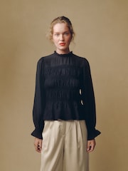 Negro - Laura Ashley Shirred Long Sleeve Blouse - Imagen 2 de 8