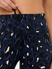 Sweaty Betty Blue Power Cropped Workout Leggings - Image 7 of 8