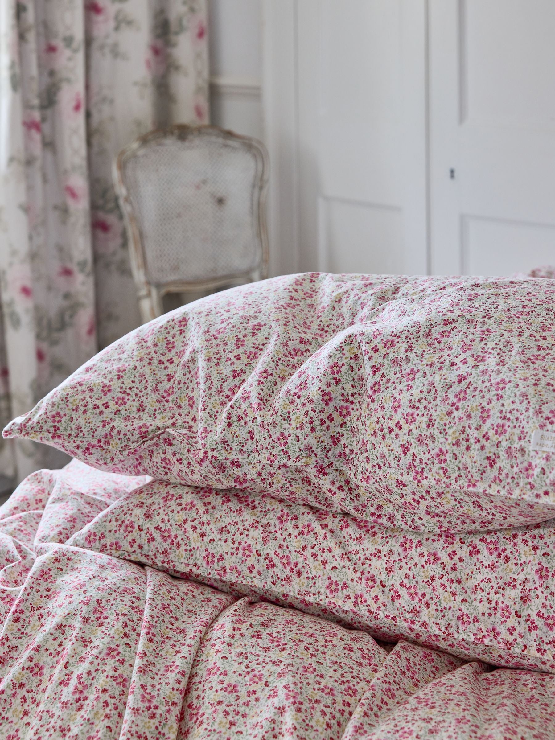 Buy Shabby Chic by Rachel Ashwell® Set of 2 Vintage Ditsy Pink