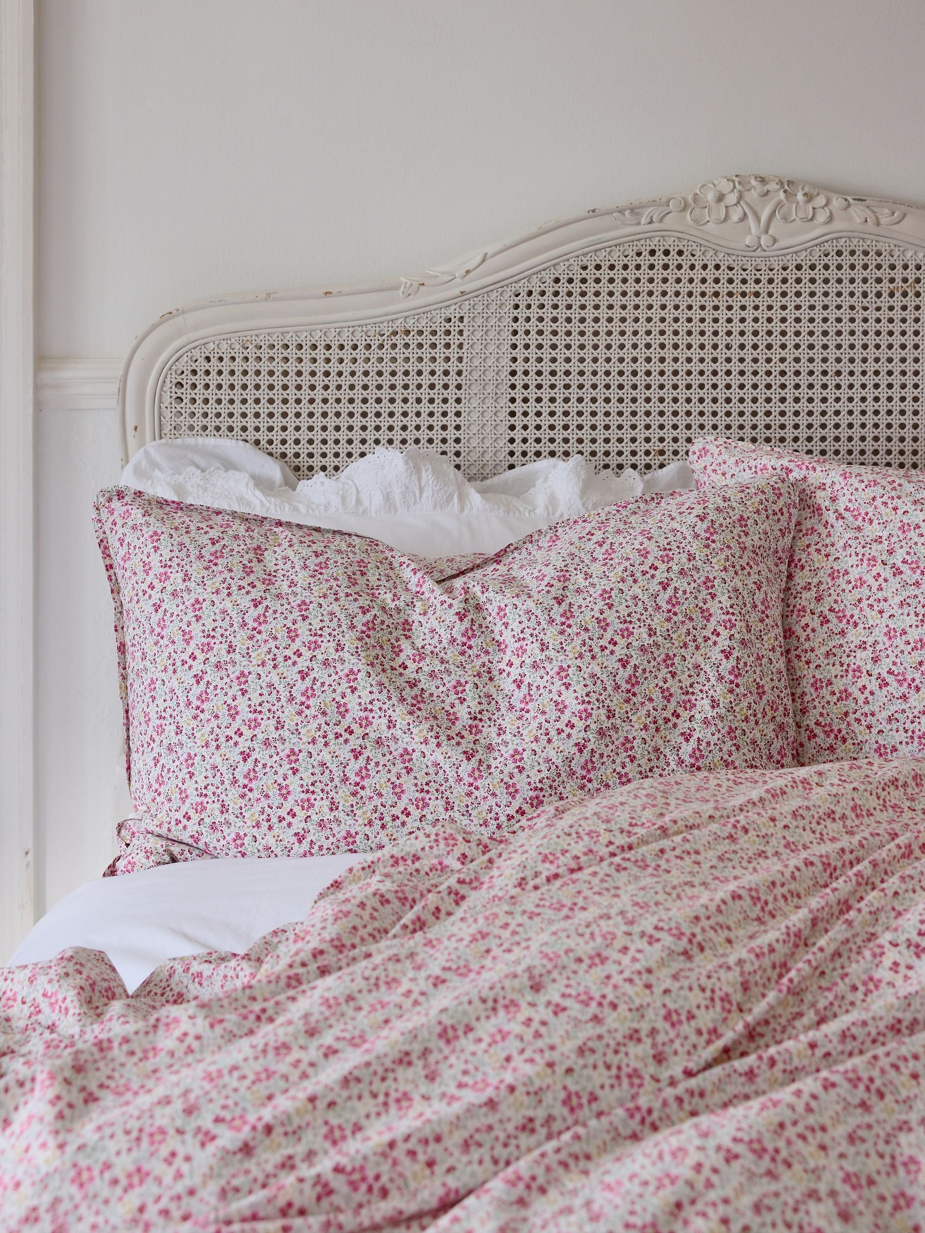 Buy Shabby Chic by Rachel Ashwell® Set of 2 Vintage Ditsy Pink