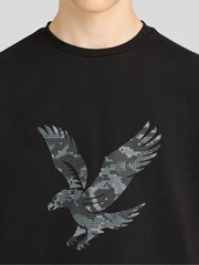 Černý - Tričko Lyle & Scott s pixely a grafikou orla - Obrázek 3 z 6