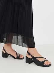 JD Williams Low Block Heel Crossover Sling Backs Hera Sandals - Bild 1 von 4