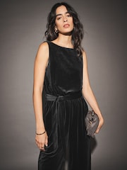 Black Sleeveless Barrel Leg Velvet Jumpsuit - Image 4 of 8