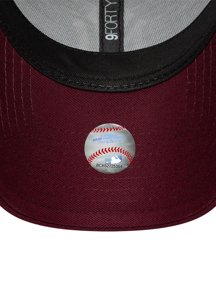 New Era Red Metallic Logo 9Forty New York Yankees Cap - Image 5 of 5 New Era Red Metallic Logo 9Forty New York Yankees Cap - Image 5 of 5