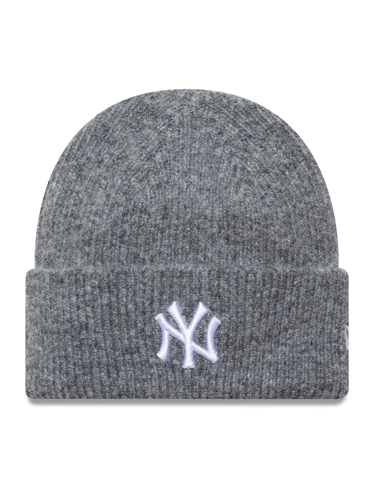 Grau - New Era Ombre Beanie New York Yankees Cap - Bild 1 von 2 Grau - New Era Ombre Beanie New York Yankees Cap - Bild 1 von 2