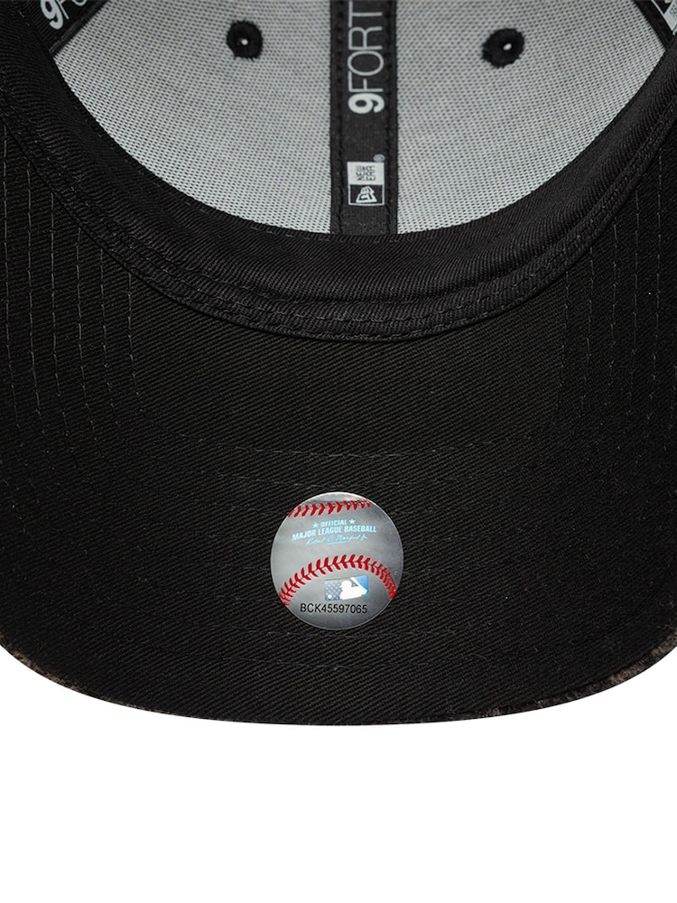 New Era Black Cosy Leopard 9Forty La Dodgers Cap - Image 5 of 5 New Era Black Cosy Leopard 9Forty La Dodgers Cap - Image 5 of 5