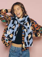 Eleanor Bowmer Blue Leopard knitted Scarf - Image 2 of 6