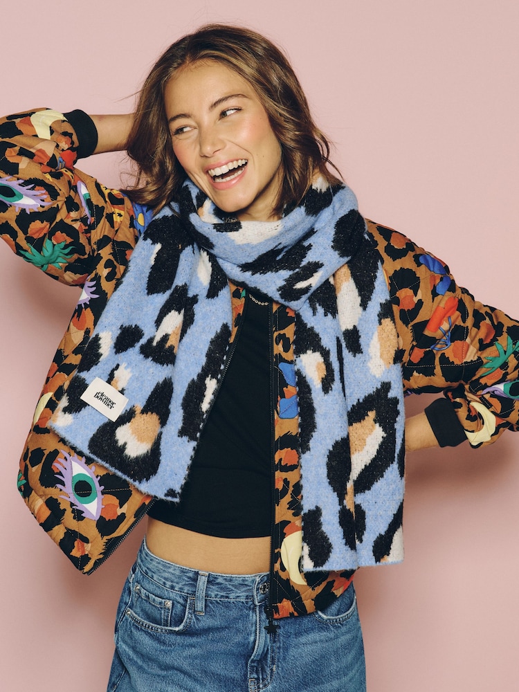 Eleanor Bowmer Blue Leopard knitted Scarf - Image 2 of 6